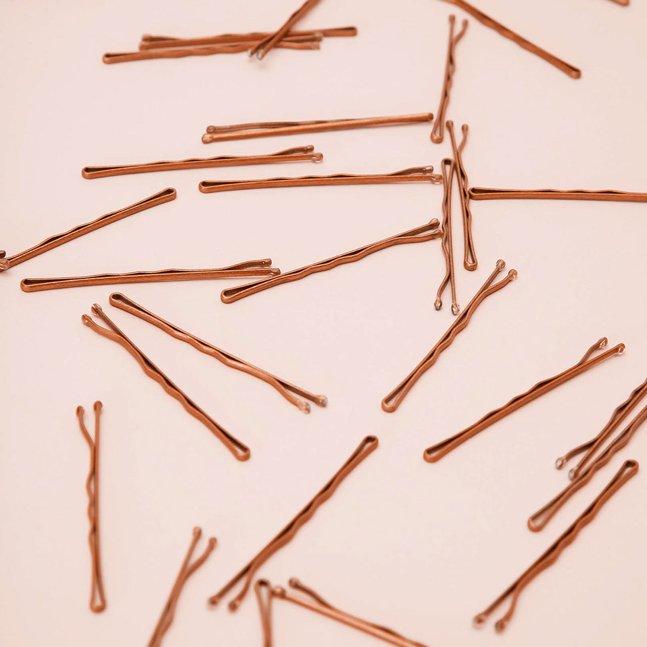 1405-CreativeProductShoot-EssentialBobbyPins-1280x1280px.jpg