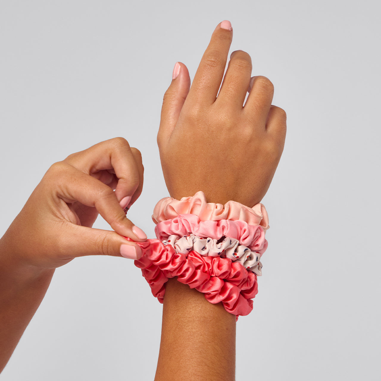 500423-RuchedSatinScrunchies-5pc-SeasonalCollection-AssortedCherryBlossom-Model-2-1280x1280px.jpg
