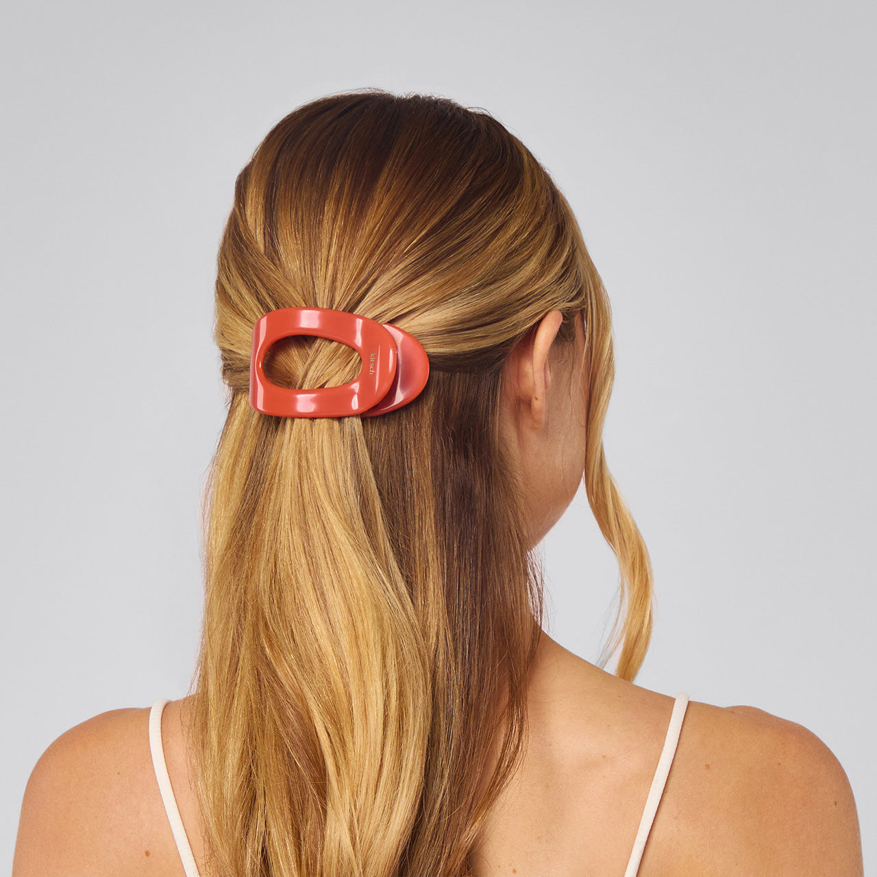 500447-MediumFlatCloudClip-SeasonalCollection-Cherry-Model-1280x1280px.jpg
