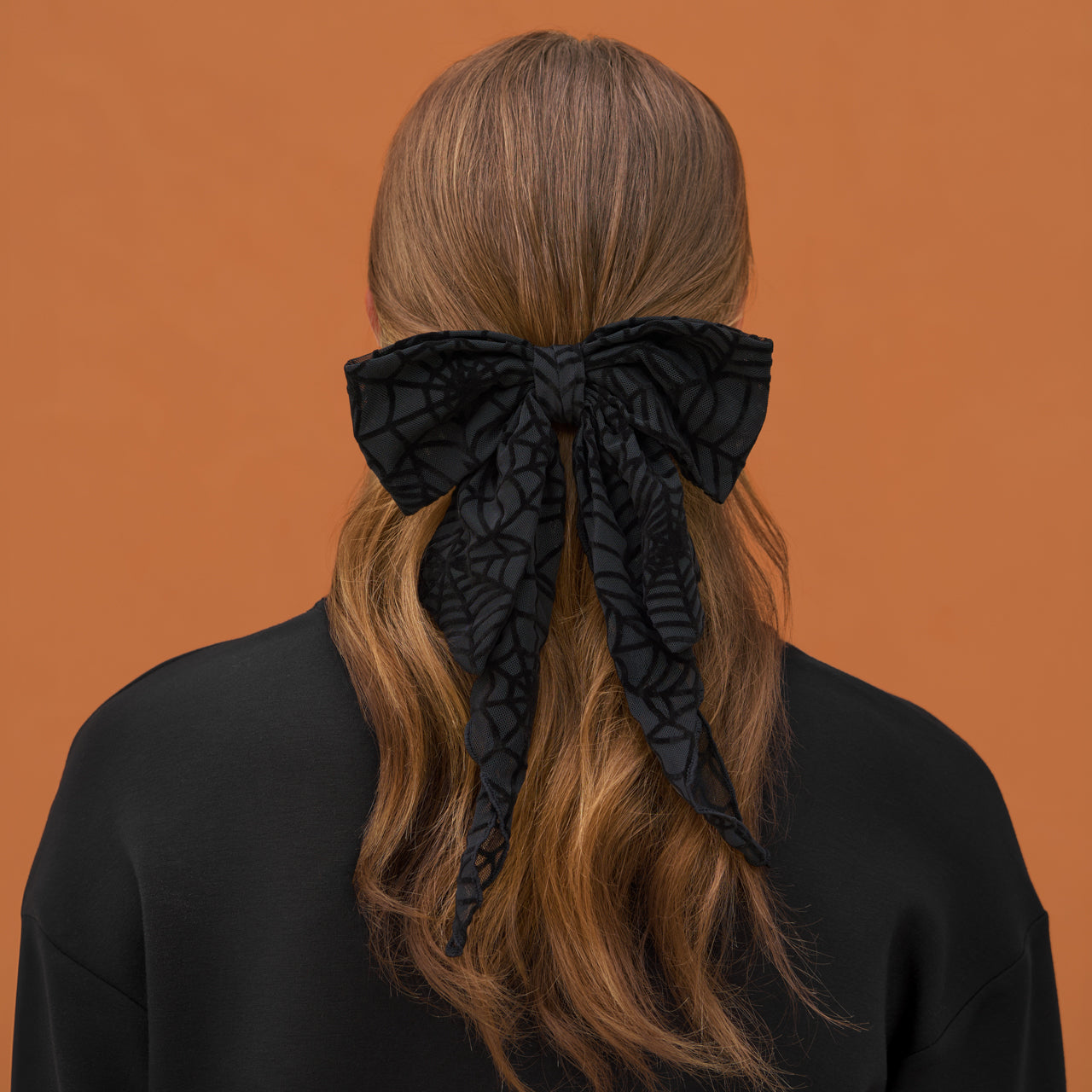 500652-Halloween-OversizedBowHairClip-1pc-Hair-Spiderweb-Model-1-1280x1280px_aa308b9f-b616-4a35-82af-6504b69e0fd0.jpg