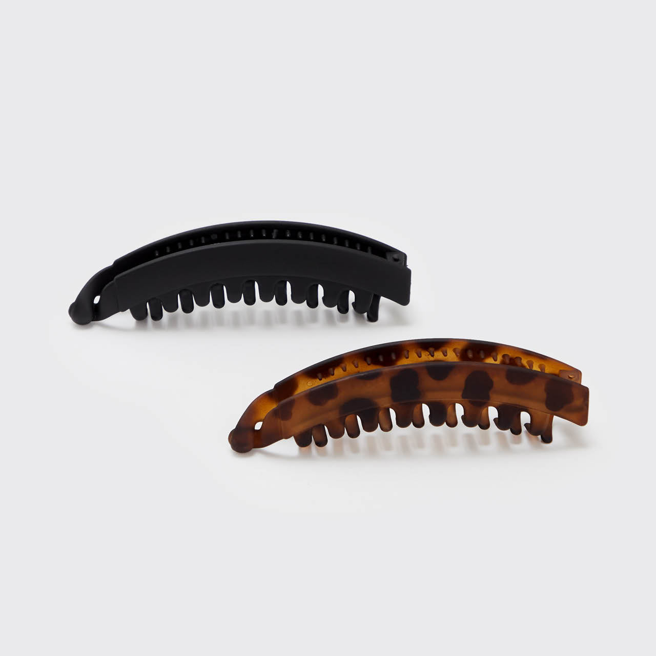 60022-RecycledPlastic-BananaClips-2pc-Hair-Black_Tort-1280x1280px.jpg