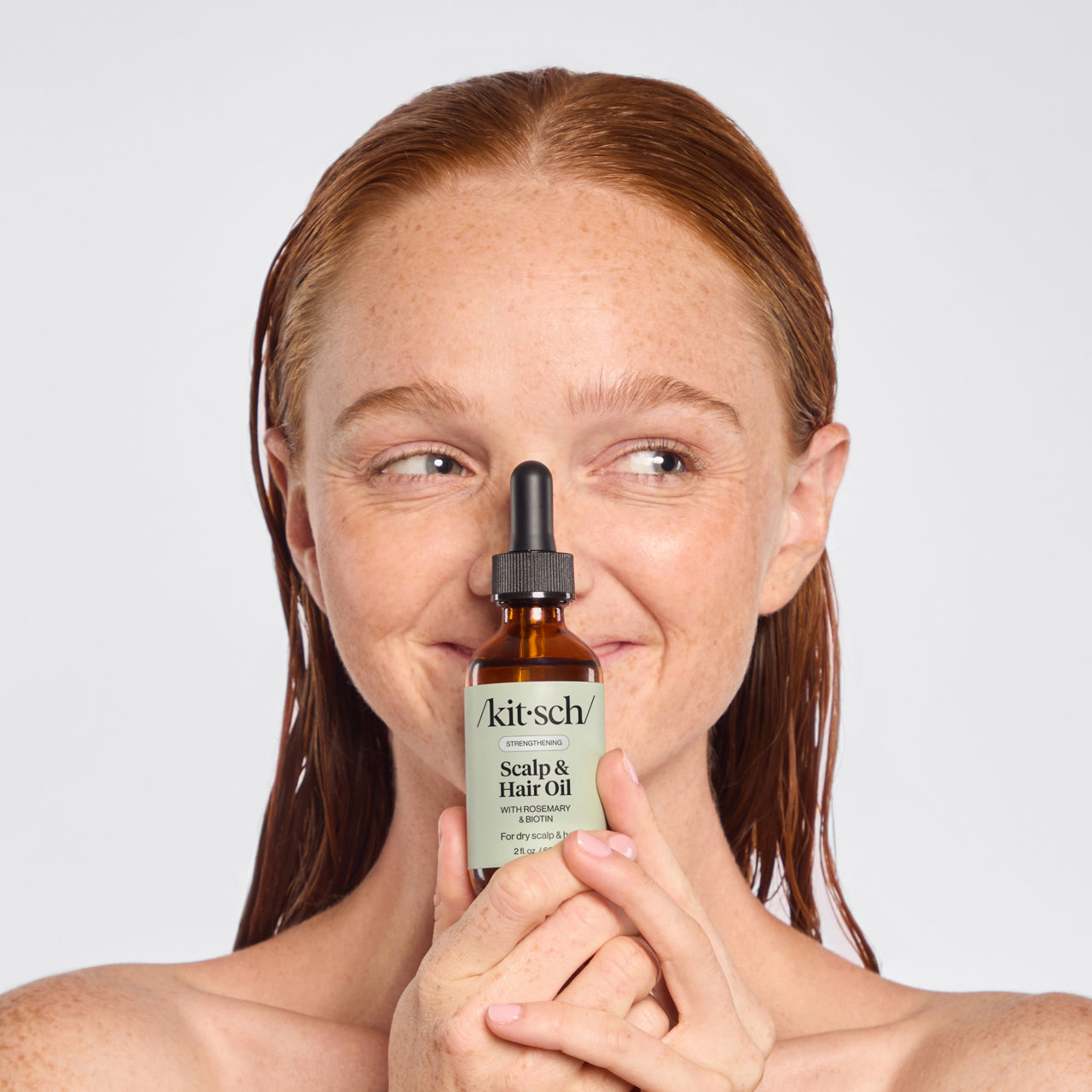 60633-StrengtheningScalp_HairOil-Rosemary_Biotin-Model-Consumables-6-1280x1280px.jpg
