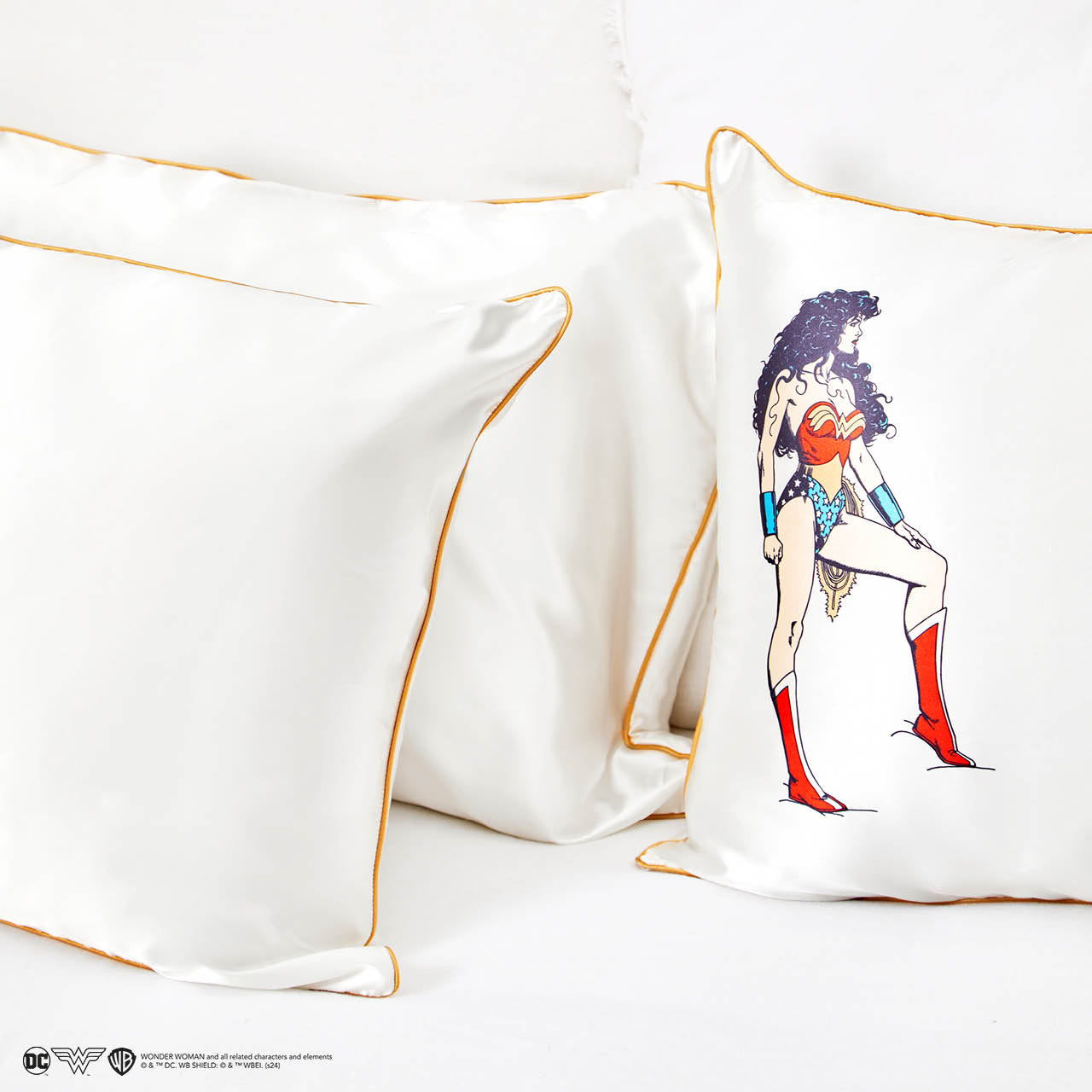 63962-WonderWomanxKitsch-CreativeProductShoot-StandardSatinPillowcase-BelieveInWonder-5-1280x1280px.jpg