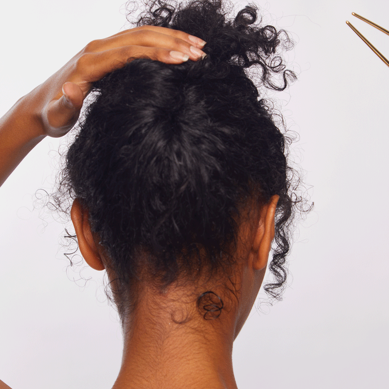 64266-MetalFrenchHairPin-1pc-Model-Hair-Gold-1x1-1.gif