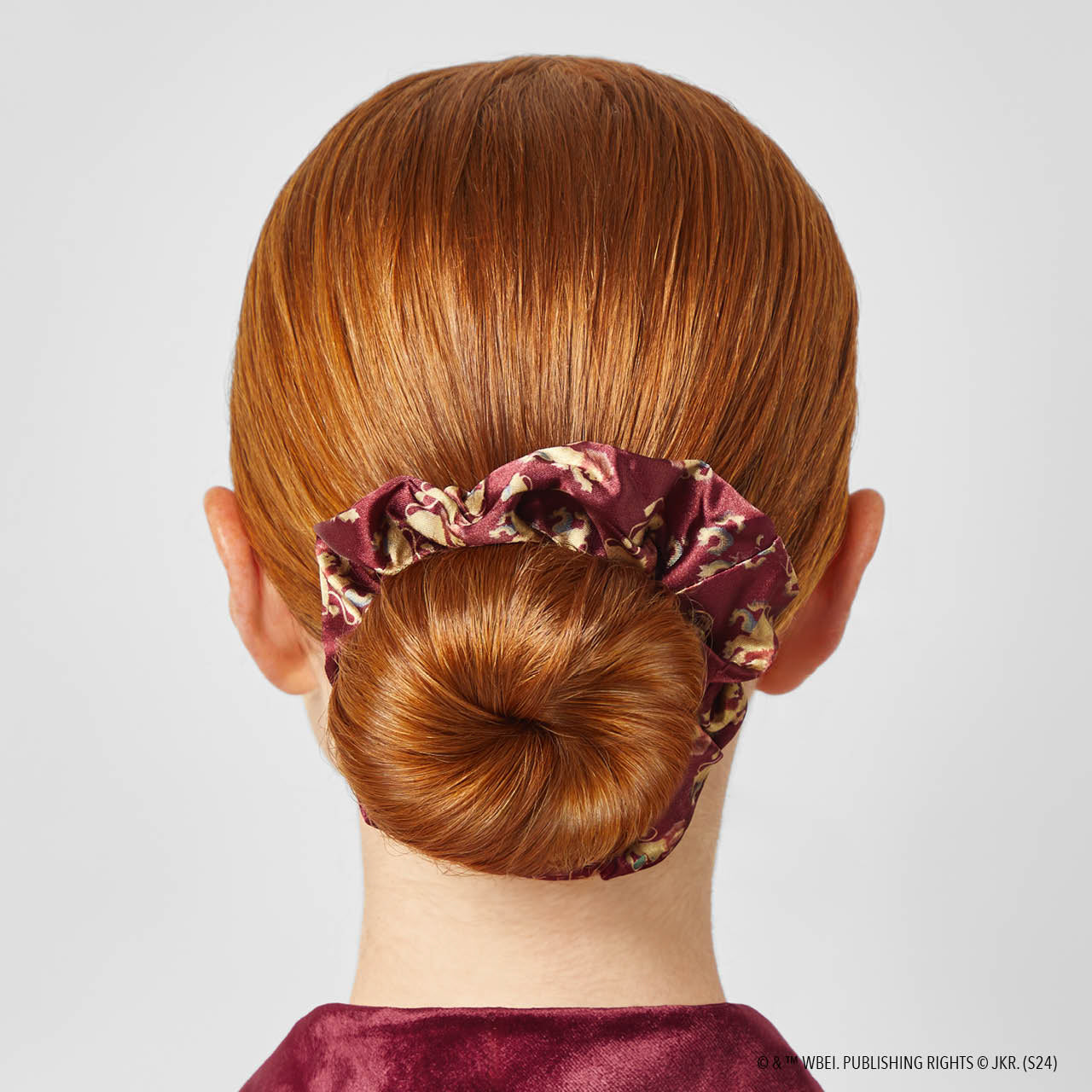 65355-HarryPotterxKitsch-SatinSleepScrunchies-4pc-Model-6-1280x1280px.jpg