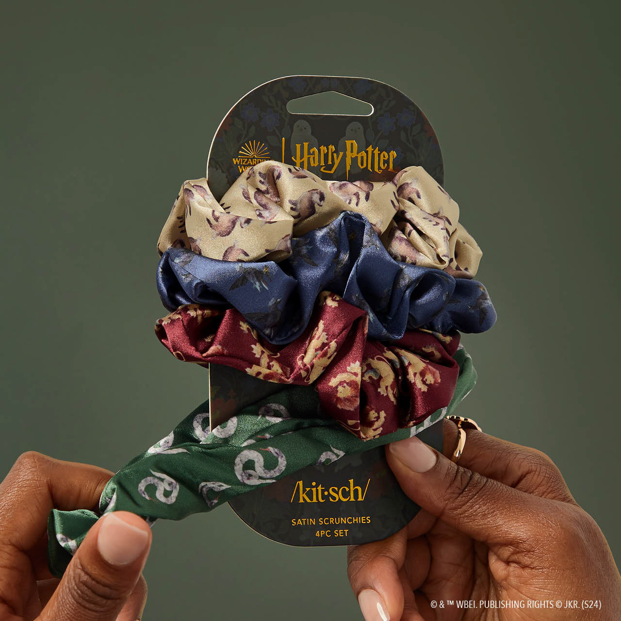 65355-HarryPotterxKitsch-SatinSleepScrunchies-4pc-Model-8-1280x1280px.jpg
